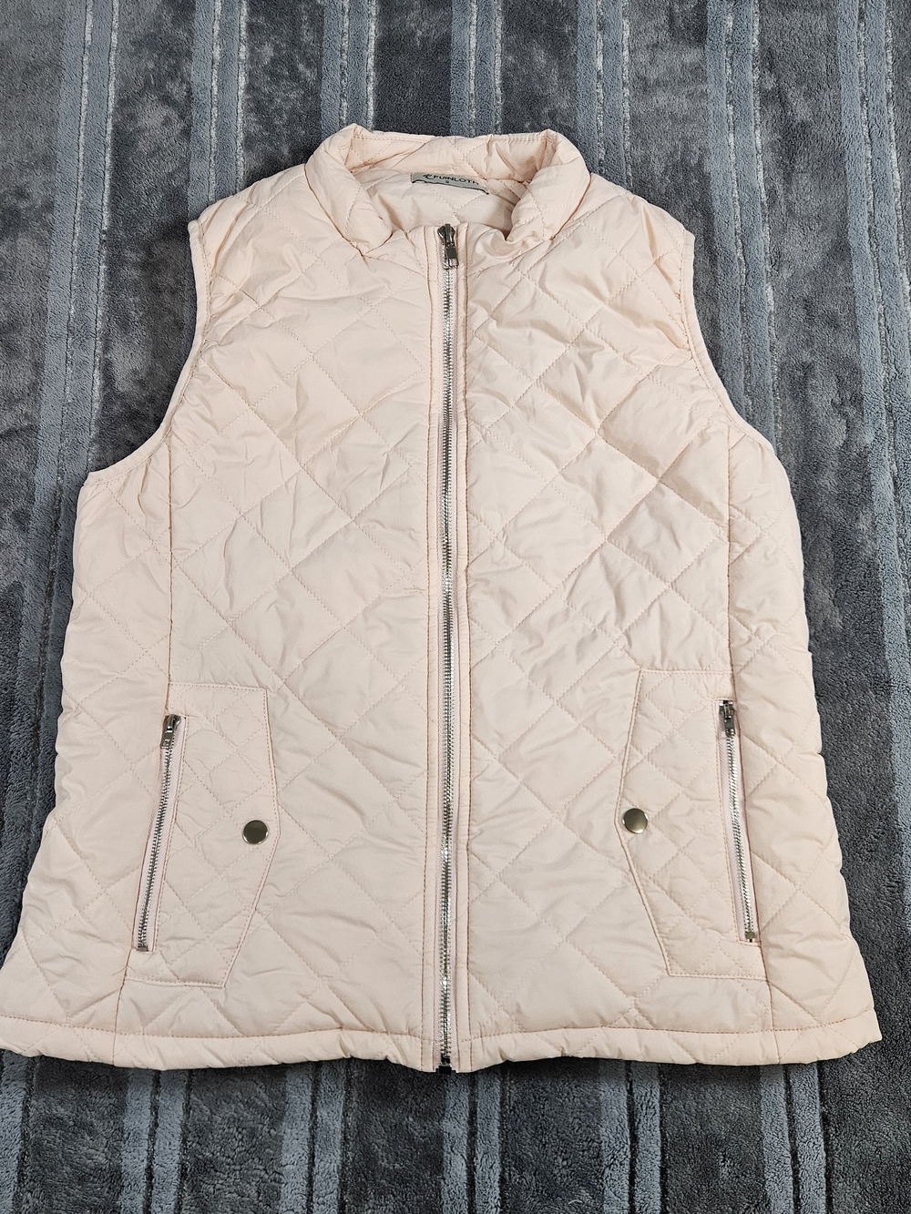 Light Pink Quilted Sleeveless Vest with Front Zip
